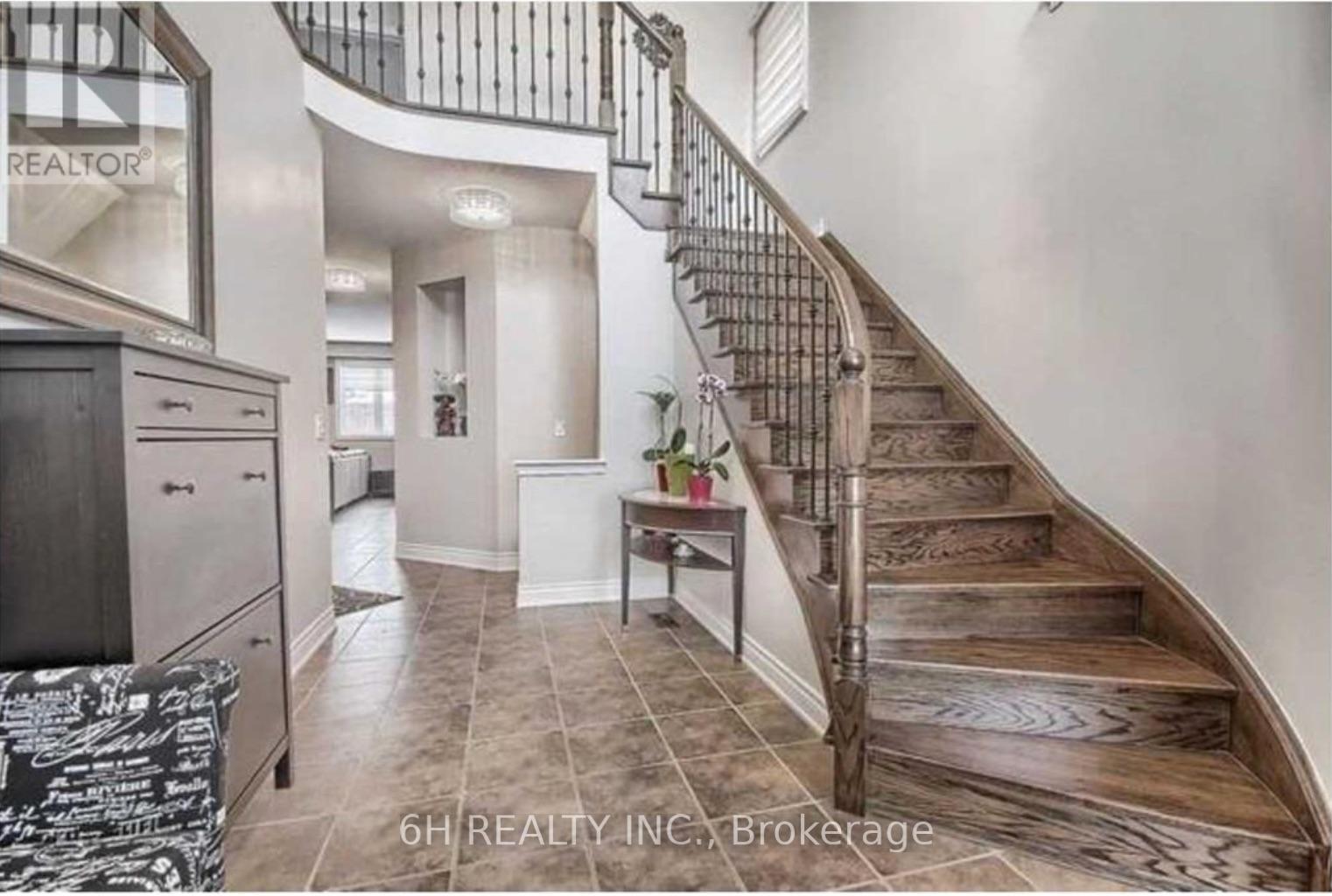 Detached at 753 PREST WAY, Newmarket