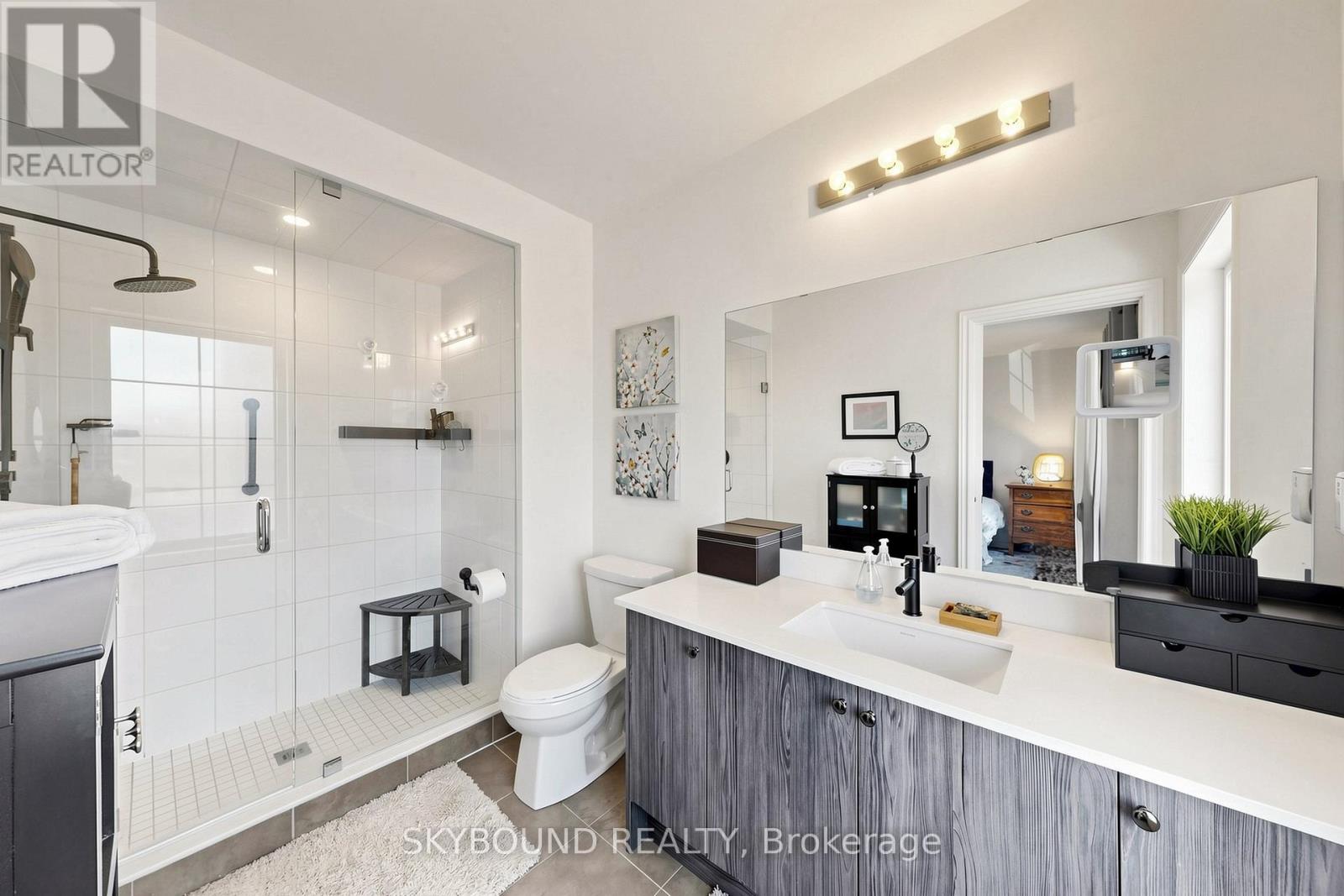 Townhouse at TH07 - 110 GREW BOULEVARD, Georgina