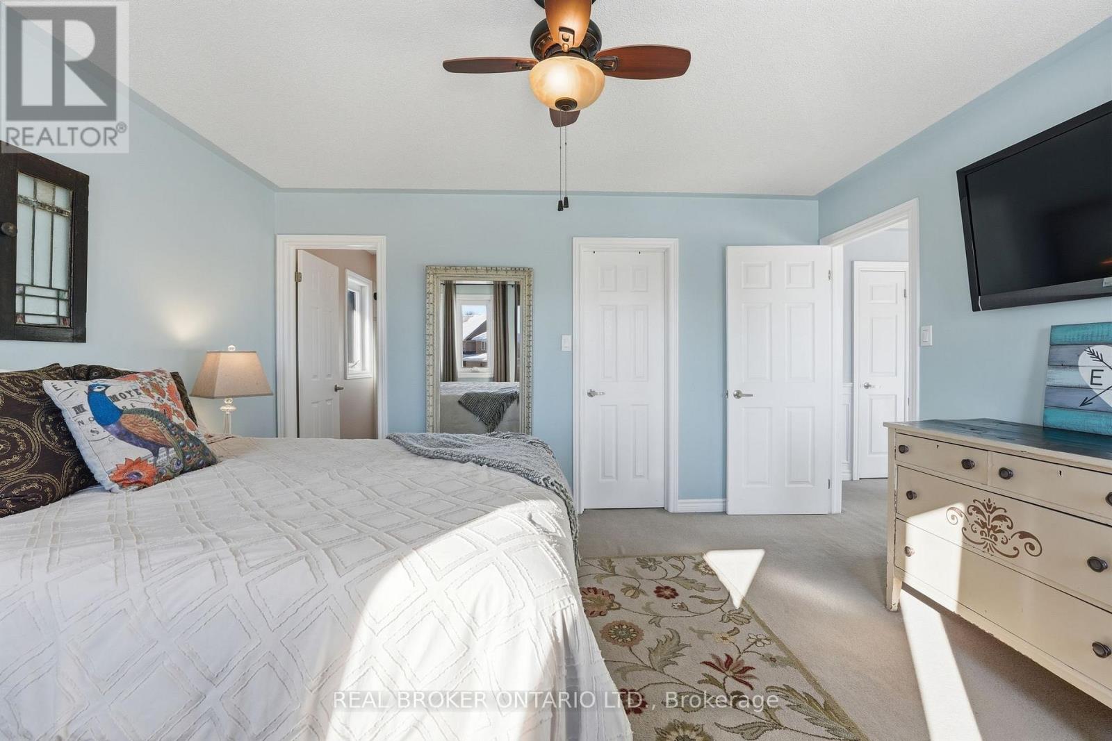 Detached at 44 SALTZBURG CRESCENT, Georgina