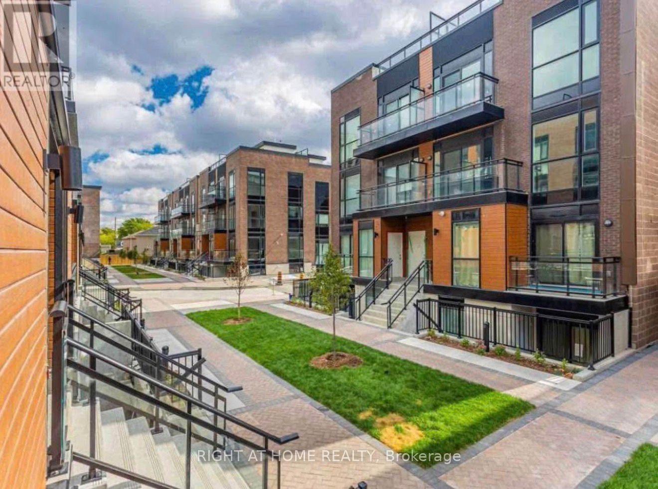 Townhouse at C1002 - 5299 HIGHWAY 7 HIGHWAY W, Vaughan (Vaughan Grove)