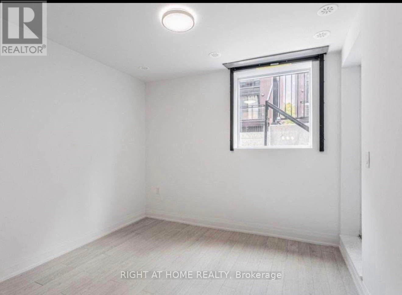Townhouse at C1002 - 5299 HIGHWAY 7 HIGHWAY W, Vaughan