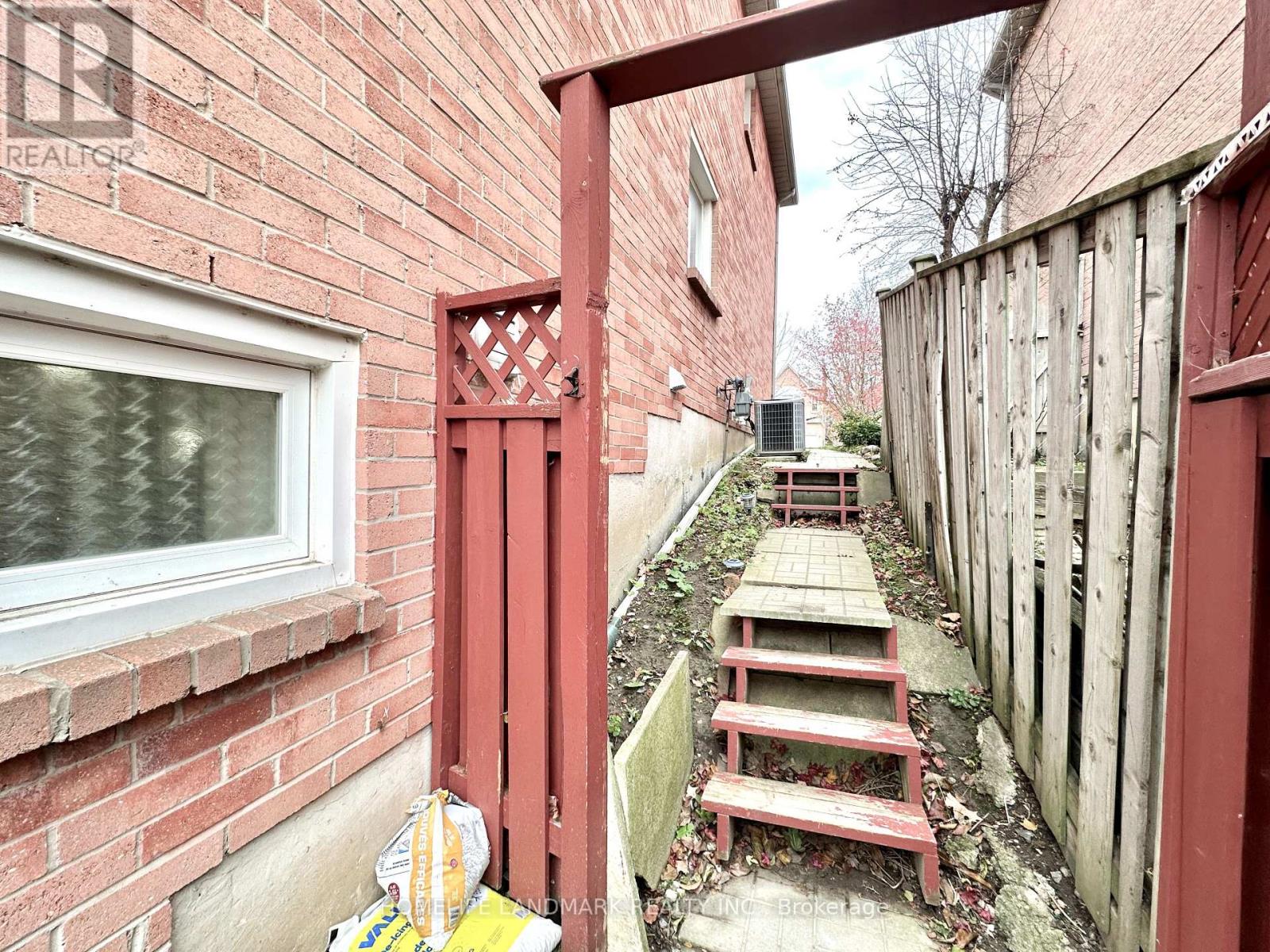 Detached at BSMT - 9 CAPTAIN FRANCIS DRIVE, Markham