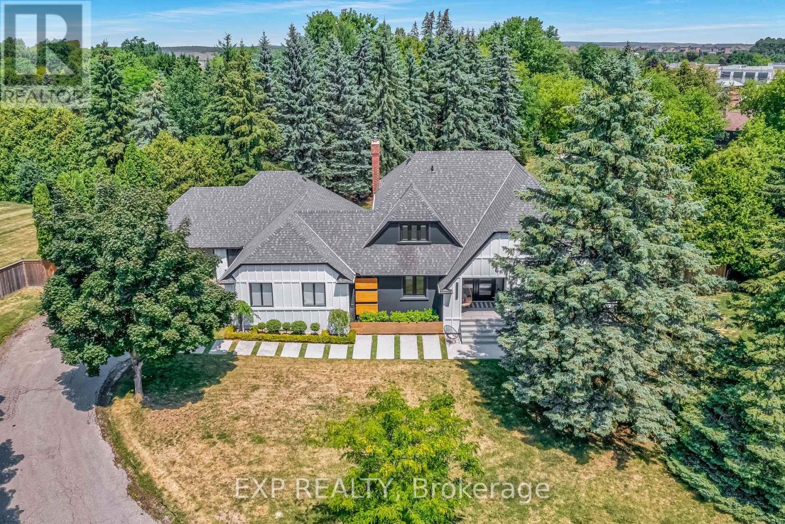 Detached at 17 CHAMBERLAIN COURT, King