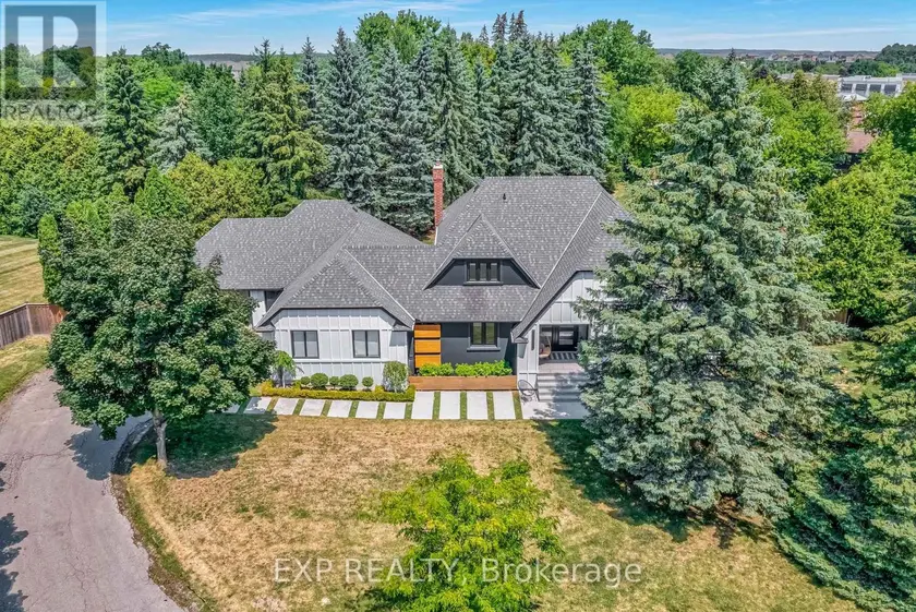 Detached at 17 CHAMBERLAIN COURT, King (Nobleton)