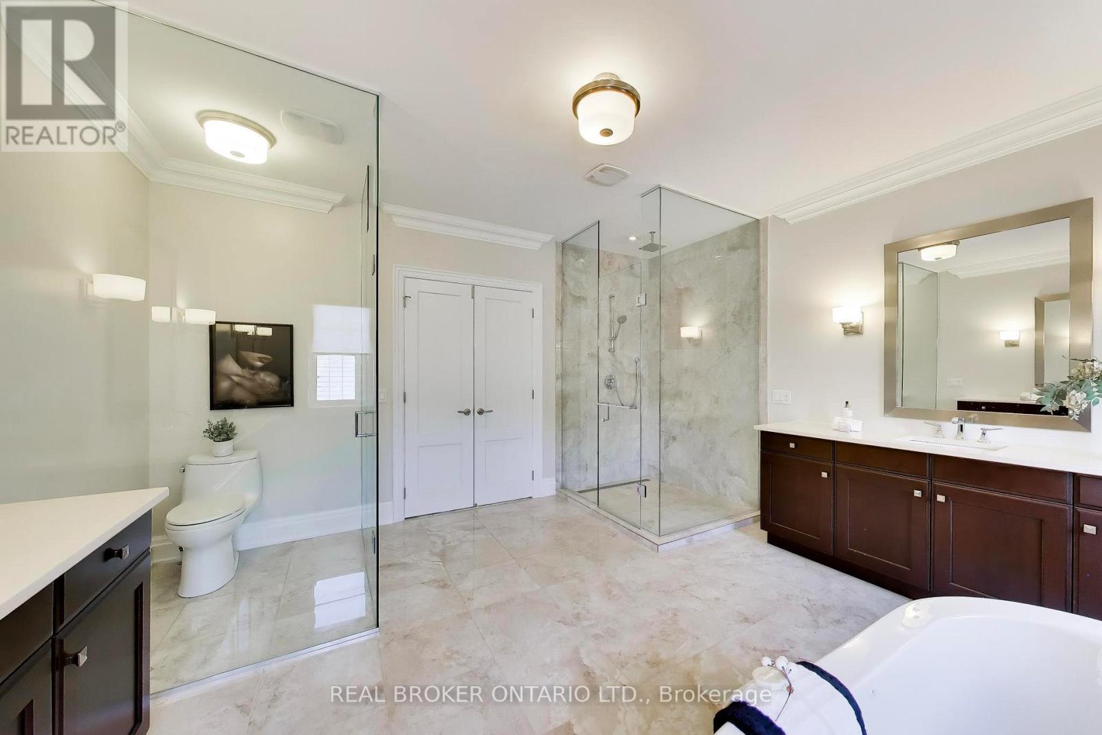 Detached at 32 RICHARD SERRA COURT S, King