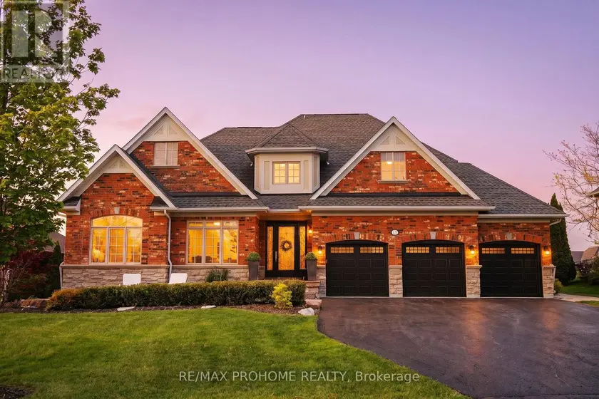 Detached at 17 FOUNTAINVIEW LANE, Uxbridge