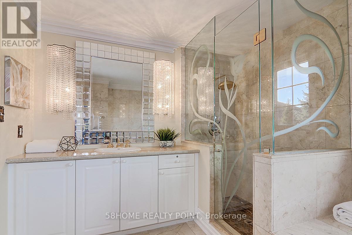Detached at 5 PLATINUM AVENUE, Richmond Hill