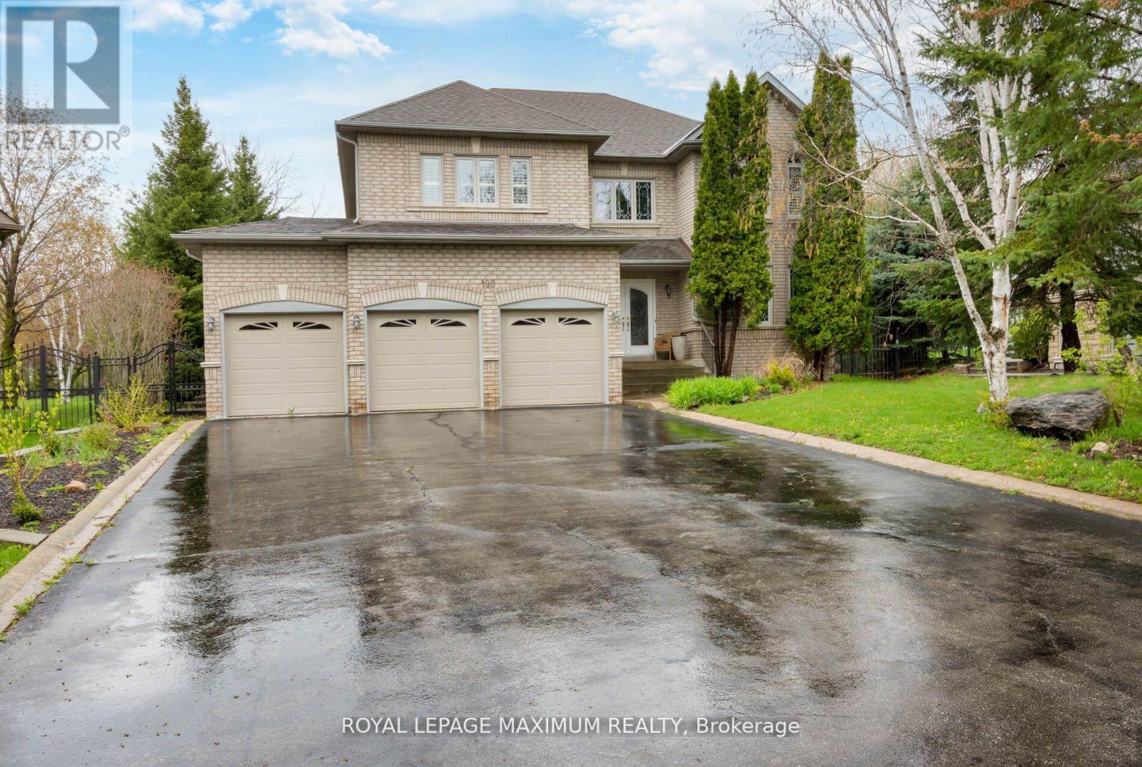 Detached at 195 GIDLEIGH PARK CRESCENT W, Vaughan