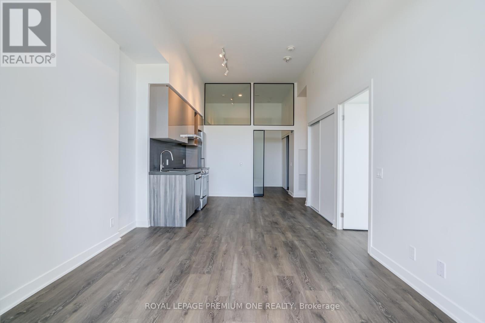 Apartment at 318 - 10 FLAVELLE TRAIL, Vaughan