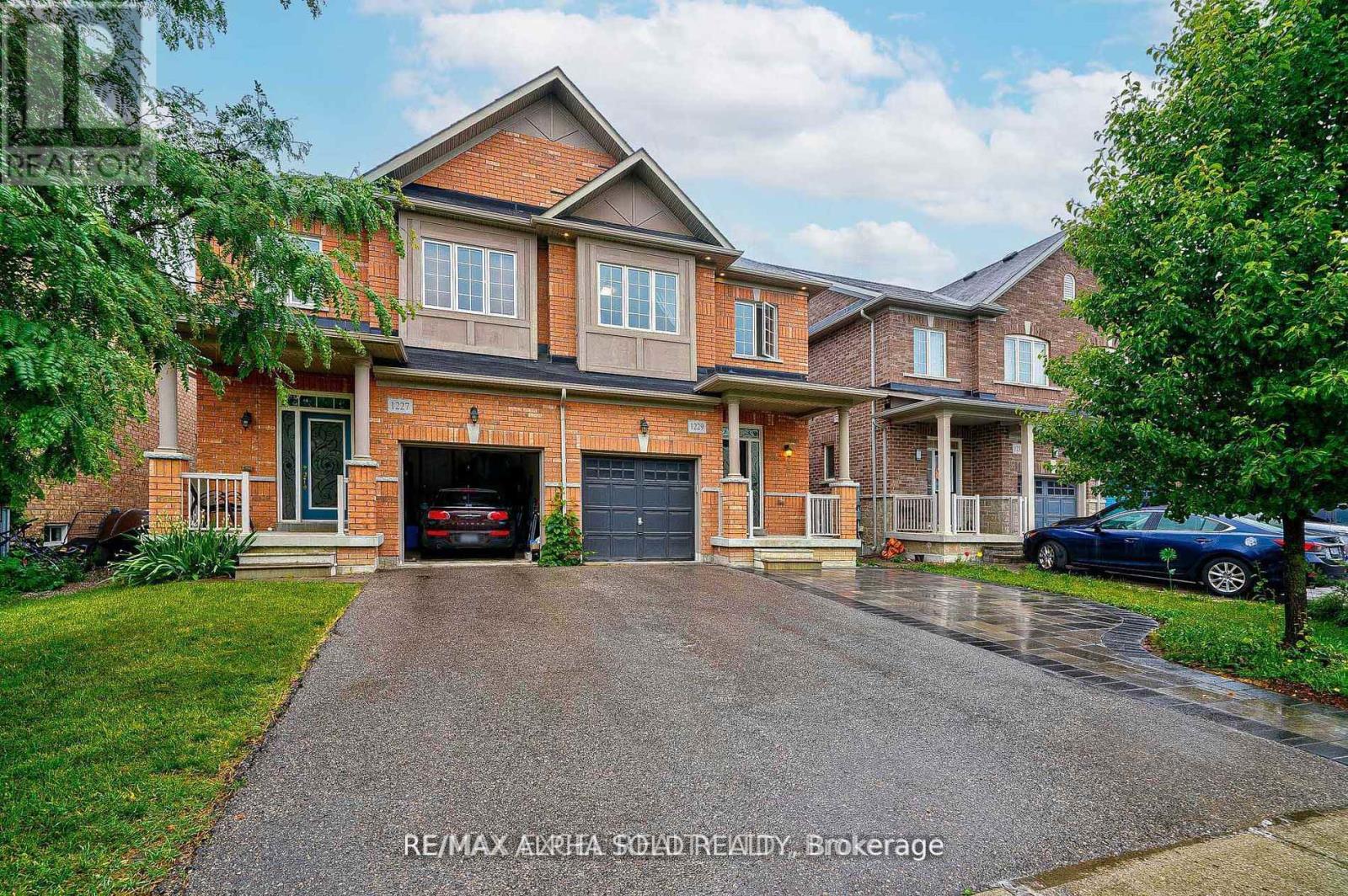Semi-Detached/Link at 1229 MCCRON CRESCENT, Newmarket (Stonehaven-Wyndham)