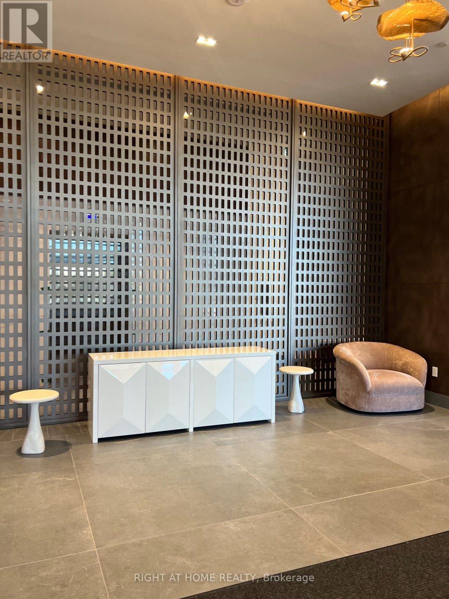 Apartment at 905 - 27 KORDA GATE, Vaughan