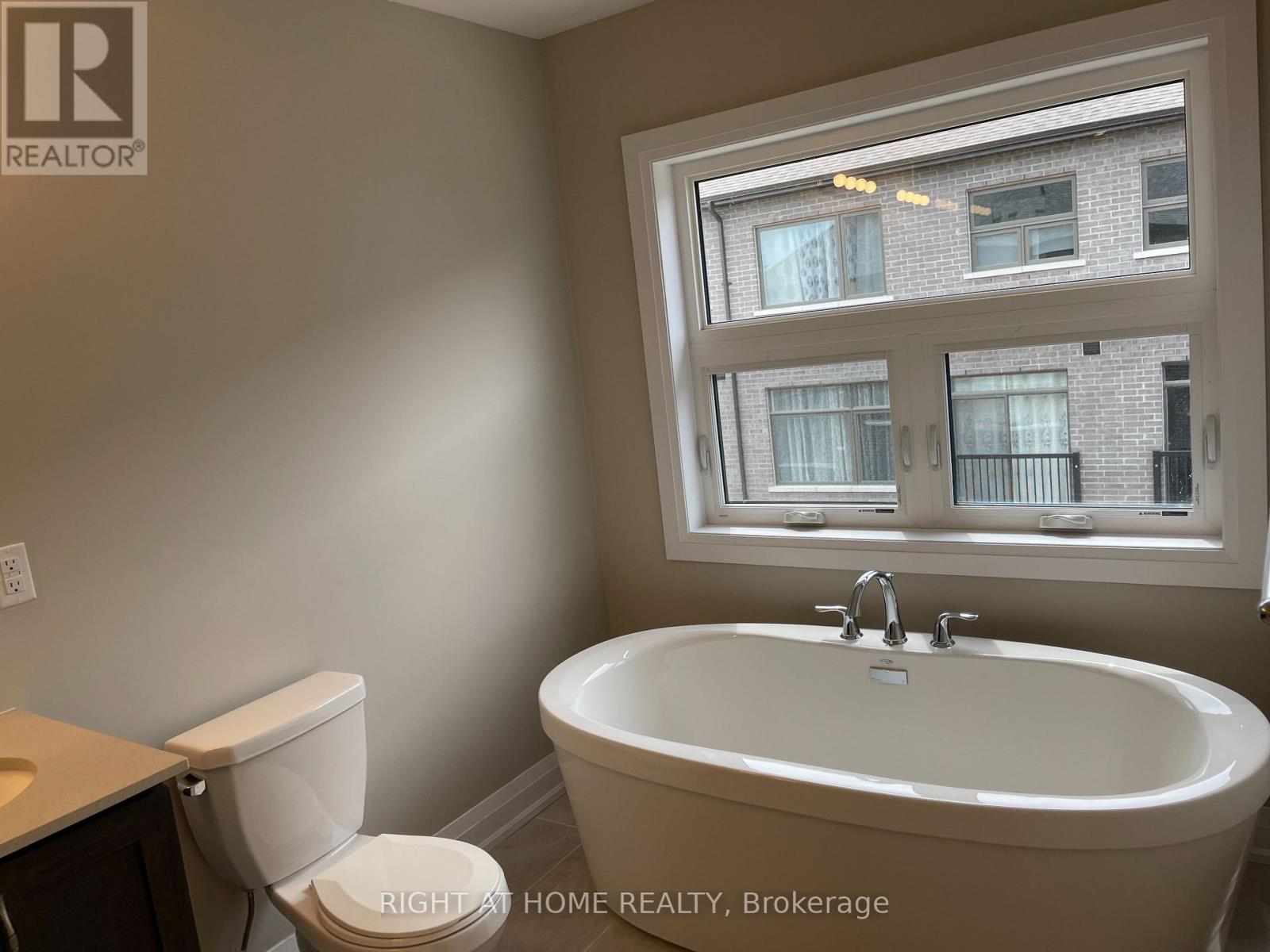 Townhouse at 114 KALINDA ROAD, Newmarket