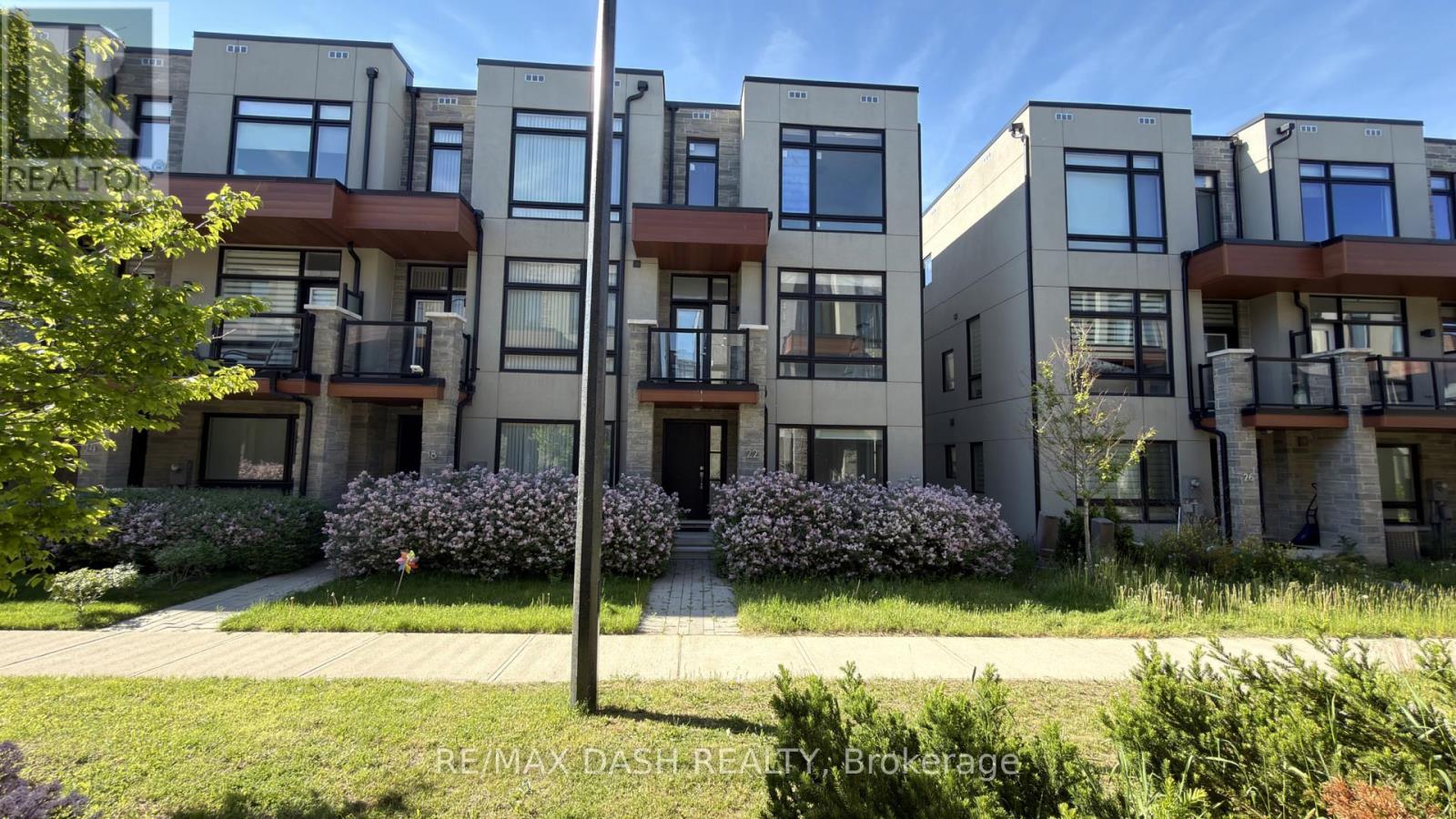 Townhouse at 22 BRUNET DRIVE, Vaughan