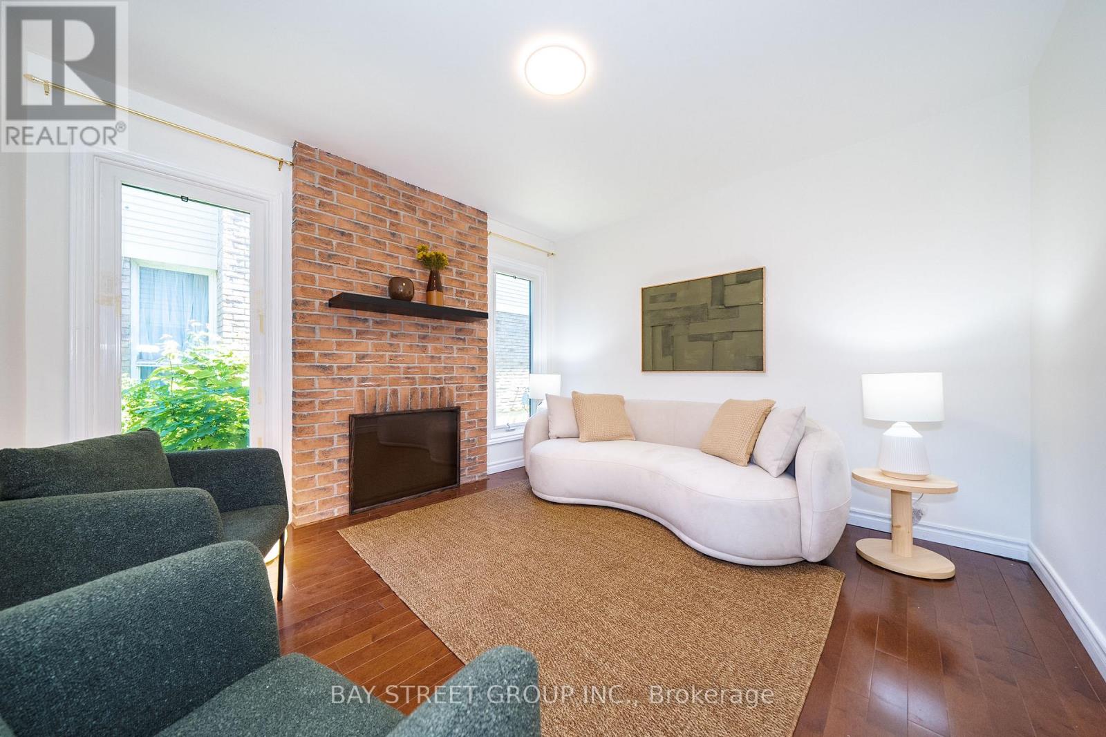 Semi-Detached/Link at 27 VANESSA ROAD, Markham