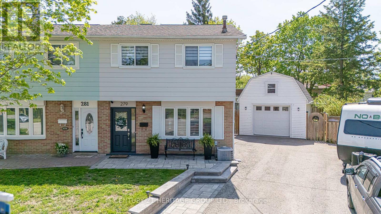 Semi-Detached/Link at 279 ROCKWAY COURT, Newmarket (Huron Heights-Leslie Valley)
