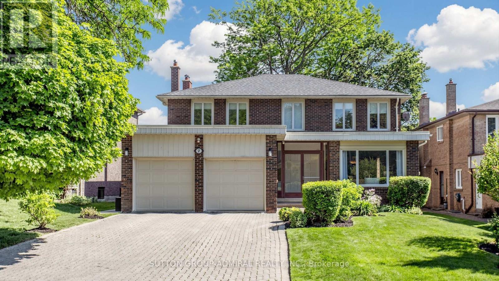 Detached at 7 GRANADA COURT, Markham (German Mills)