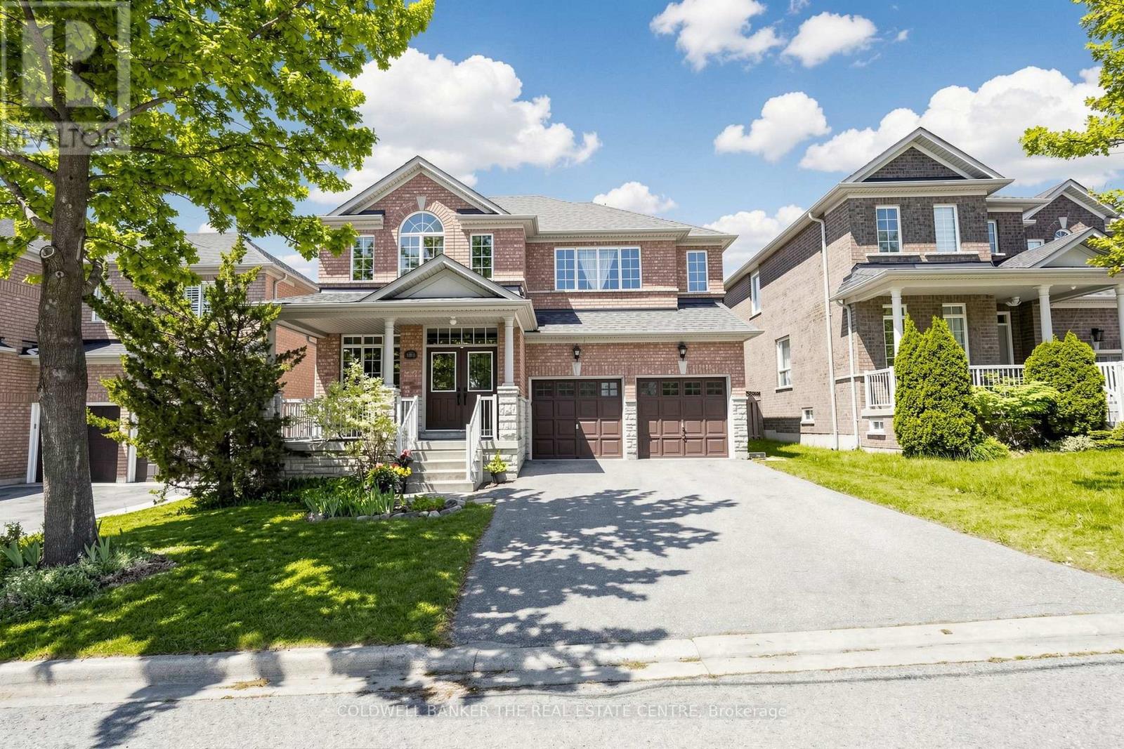 Detached at 352 COACHWHIP TRAIL, Newmarket