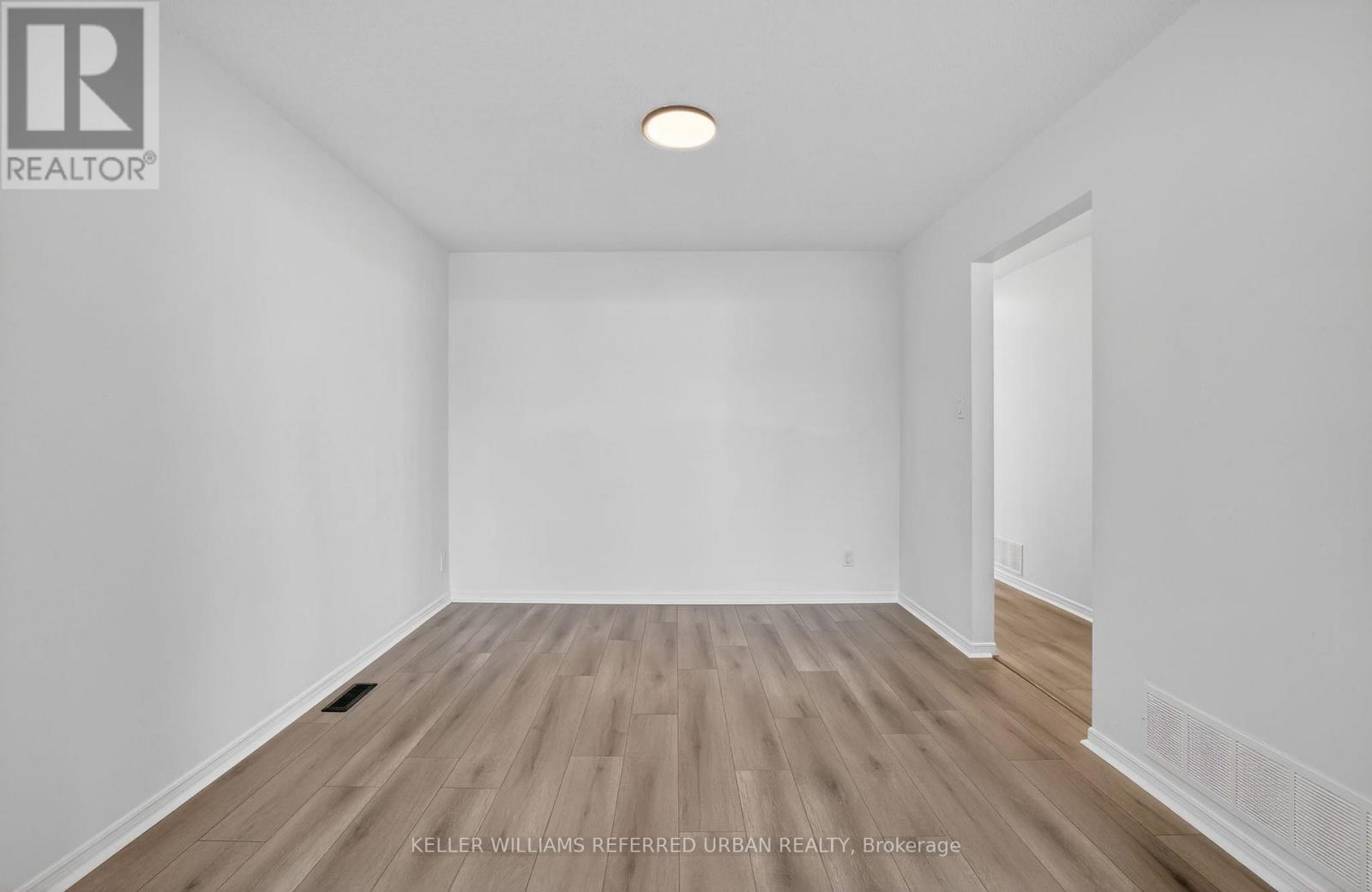 Semi-Detached/Link at 423 BRITANNIA AVENUE, Bradford West Gwillimbury