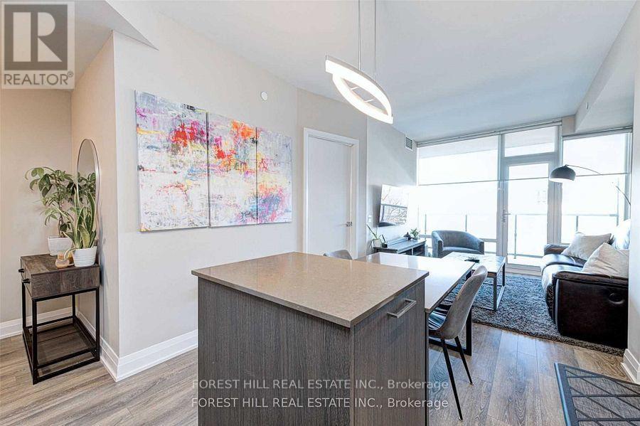 Apartment at 420 - 4800 HIGHWAY 7, Vaughan (East Woodbridge)