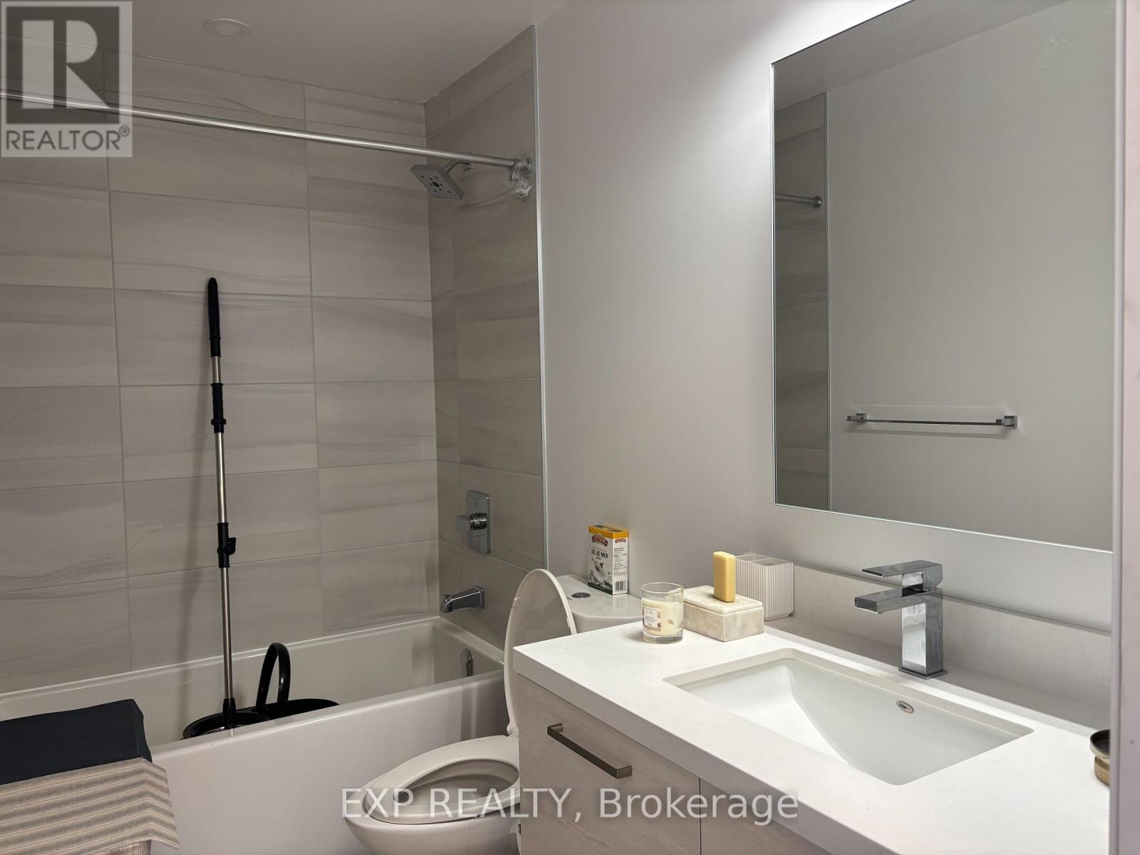 Apartment at 2902 - 12 GANDHI LANE, Markham