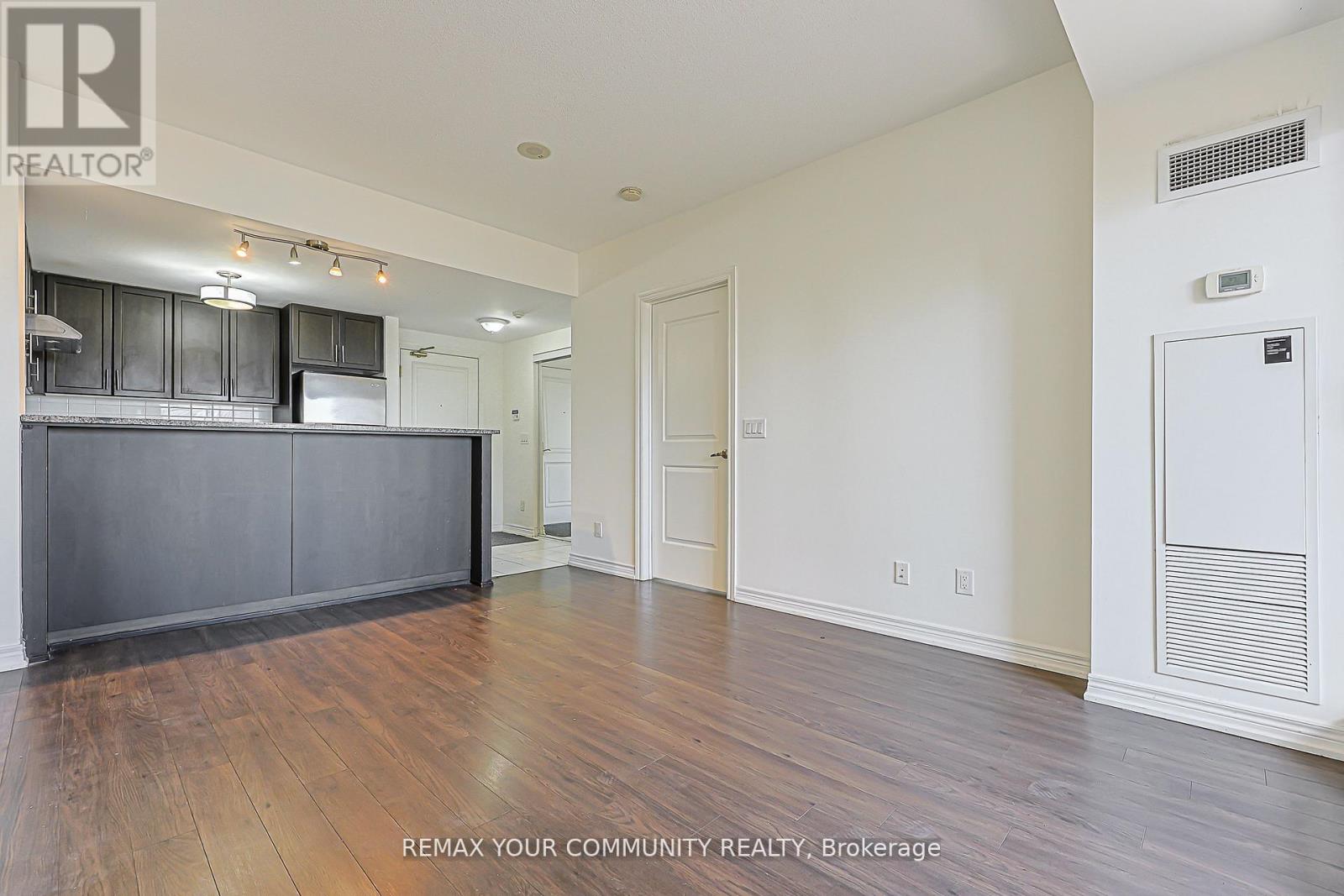 Apartment at 1007 - 9245 JANE STREET, Vaughan