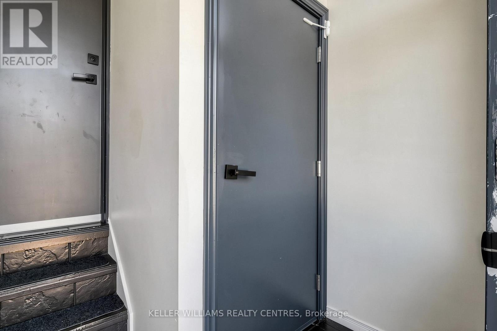 Detached at LOWER - 807 GREENFIELD CRESCENT, Newmarket