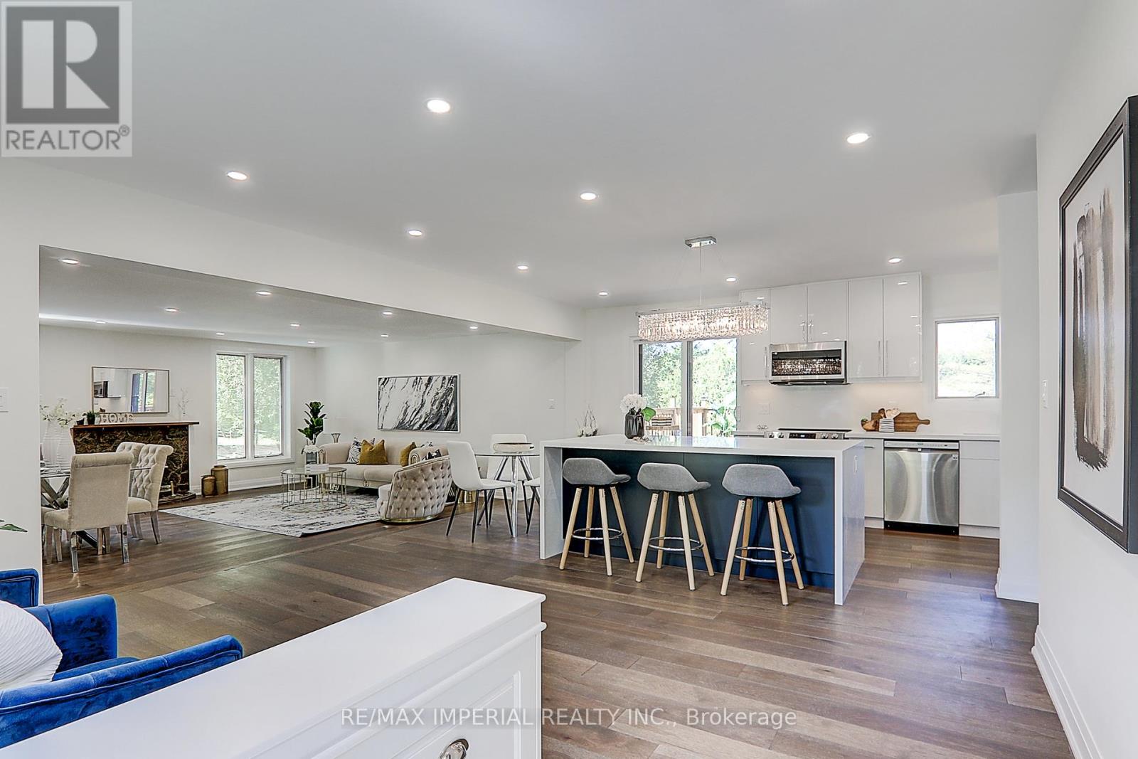 Detached at 98 BELFRY DRIVE, Newmarket