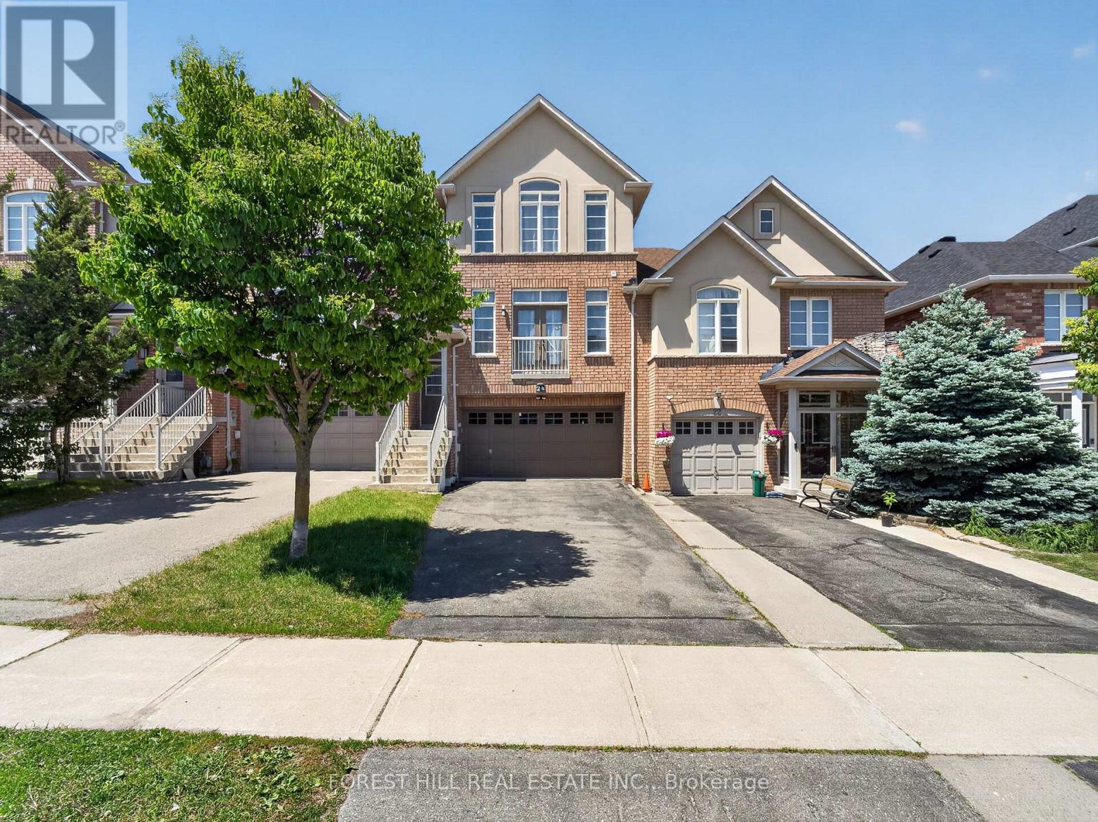 Townhouse at 24 MINTWOOD ROAD, Vaughan (Patterson)