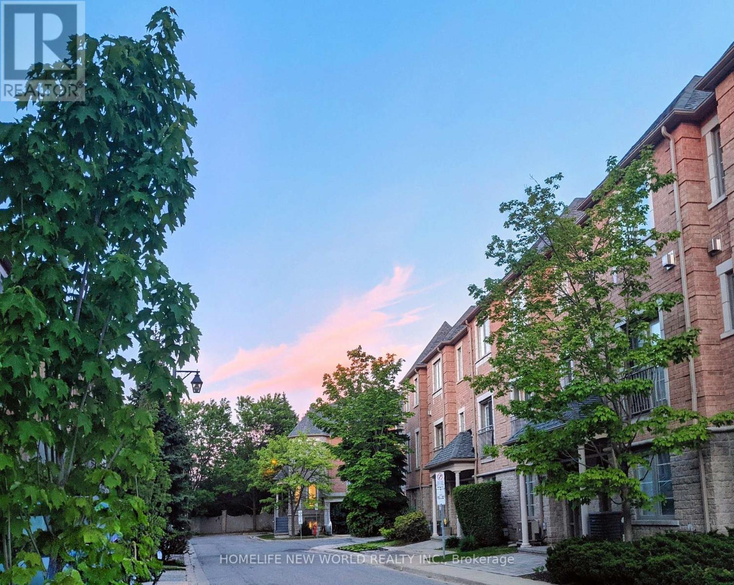 Townhouse at 38 - 9133 BAYVIEW AVENUE, Richmond Hill