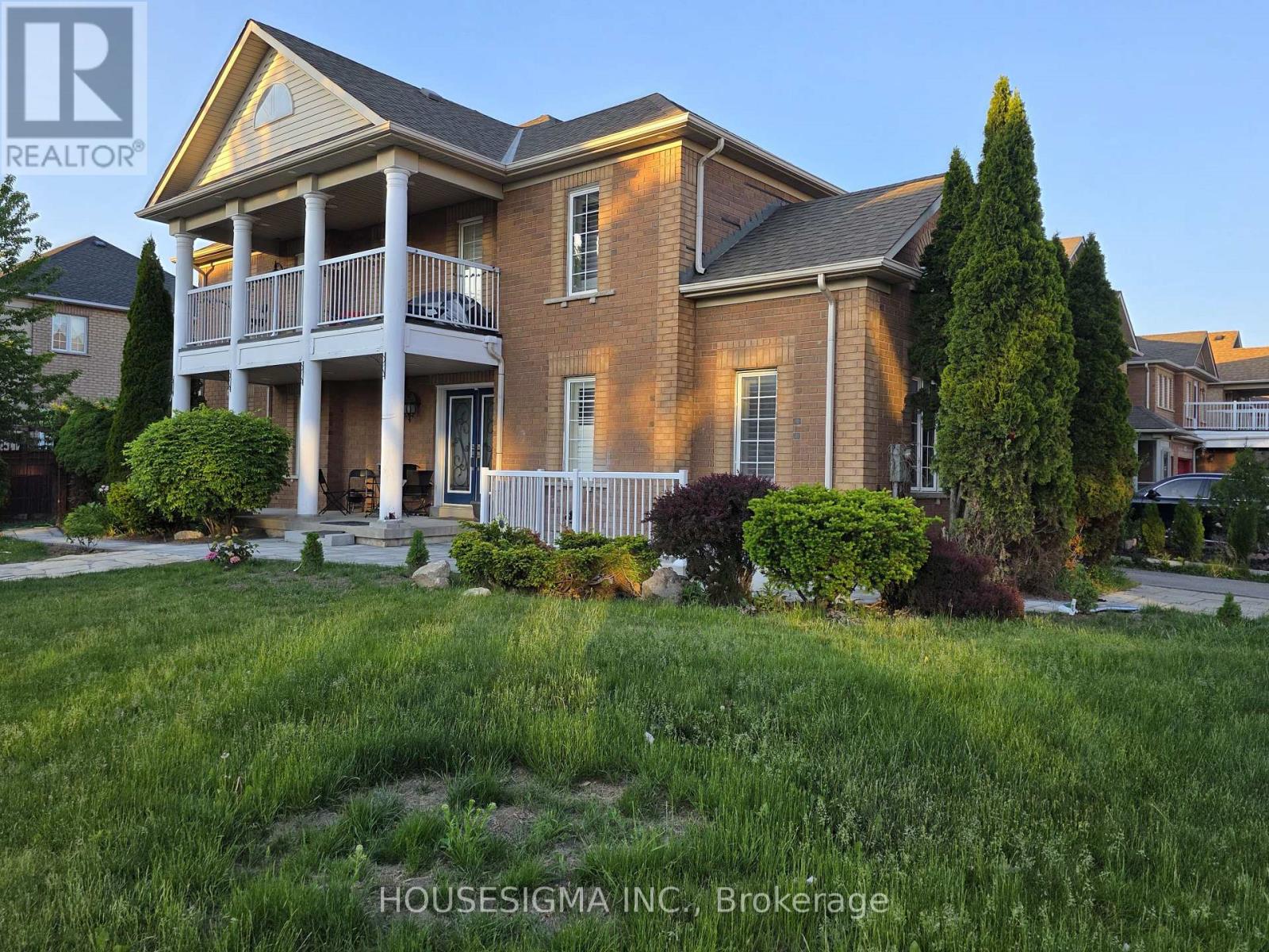 Townhouse at BSMT - LOWER LEVEL - 178 HAWKVIEW BOULEVARD, Vaughan