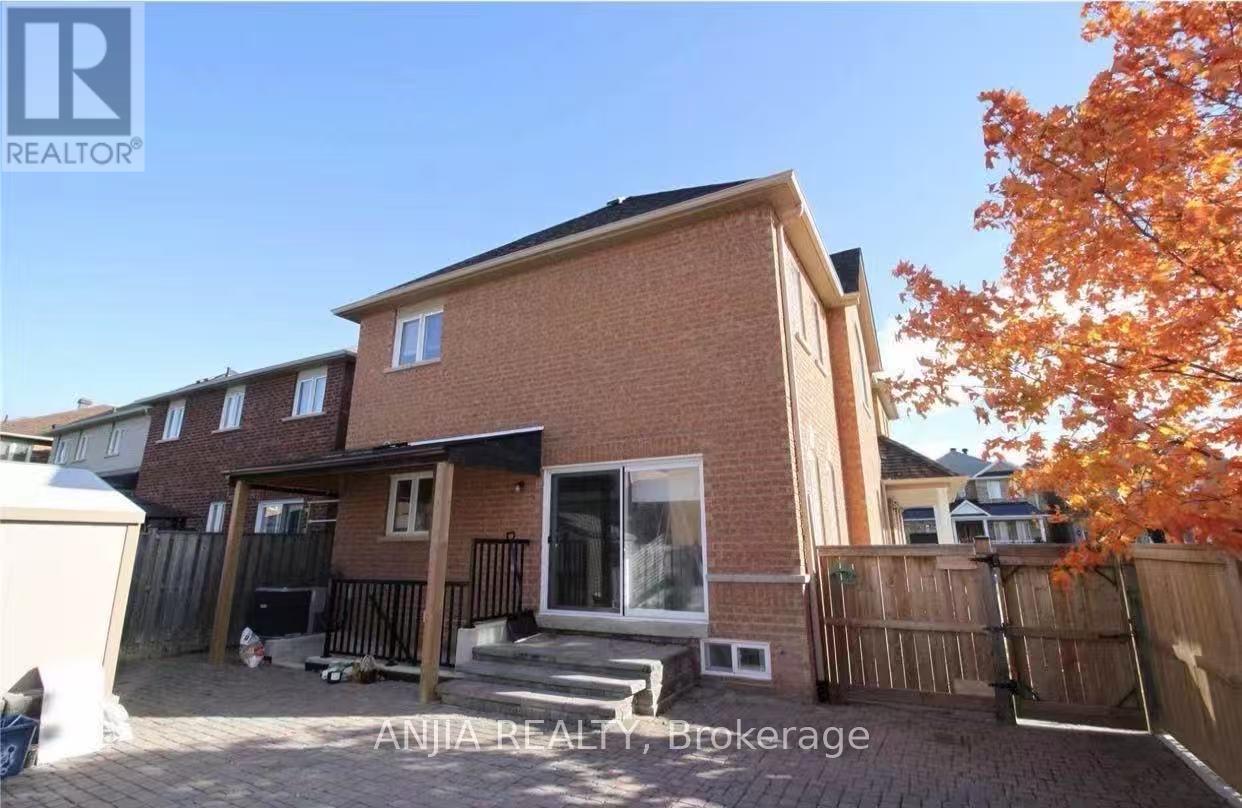 Detached at 24 JENMAT DRIVE, Markham