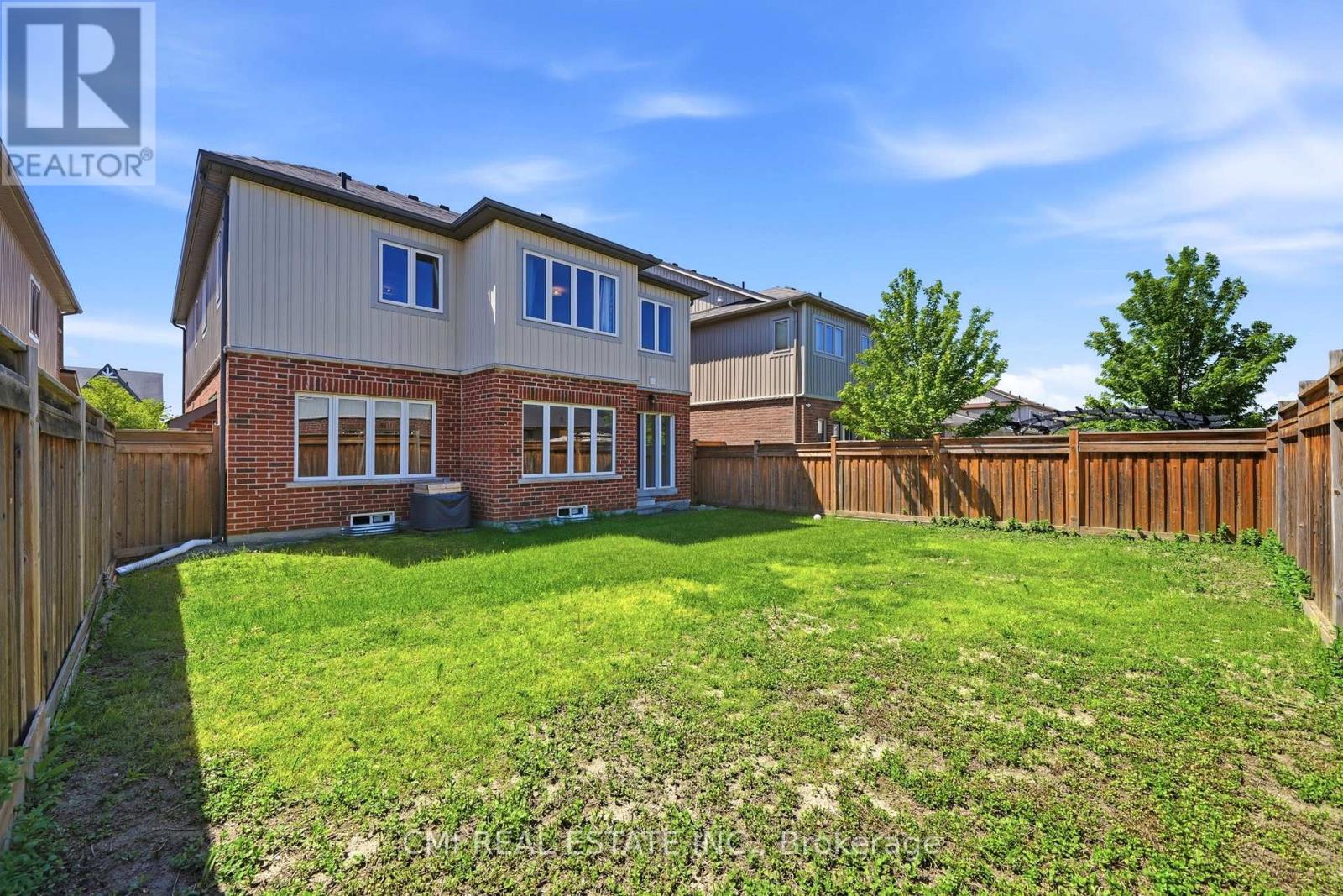 Detached at 144 GOLD PARK GATE, Essa