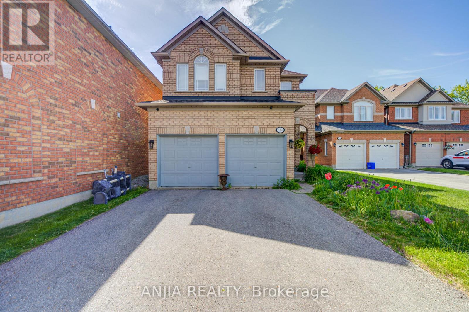 Detached at 132 ESTATE GARDEN DRIVE, Richmond Hill