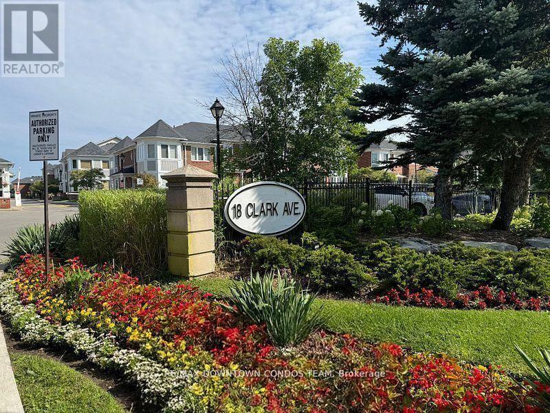Townhouse at 154 - 18 CLARK AVENUE W, Vaughan