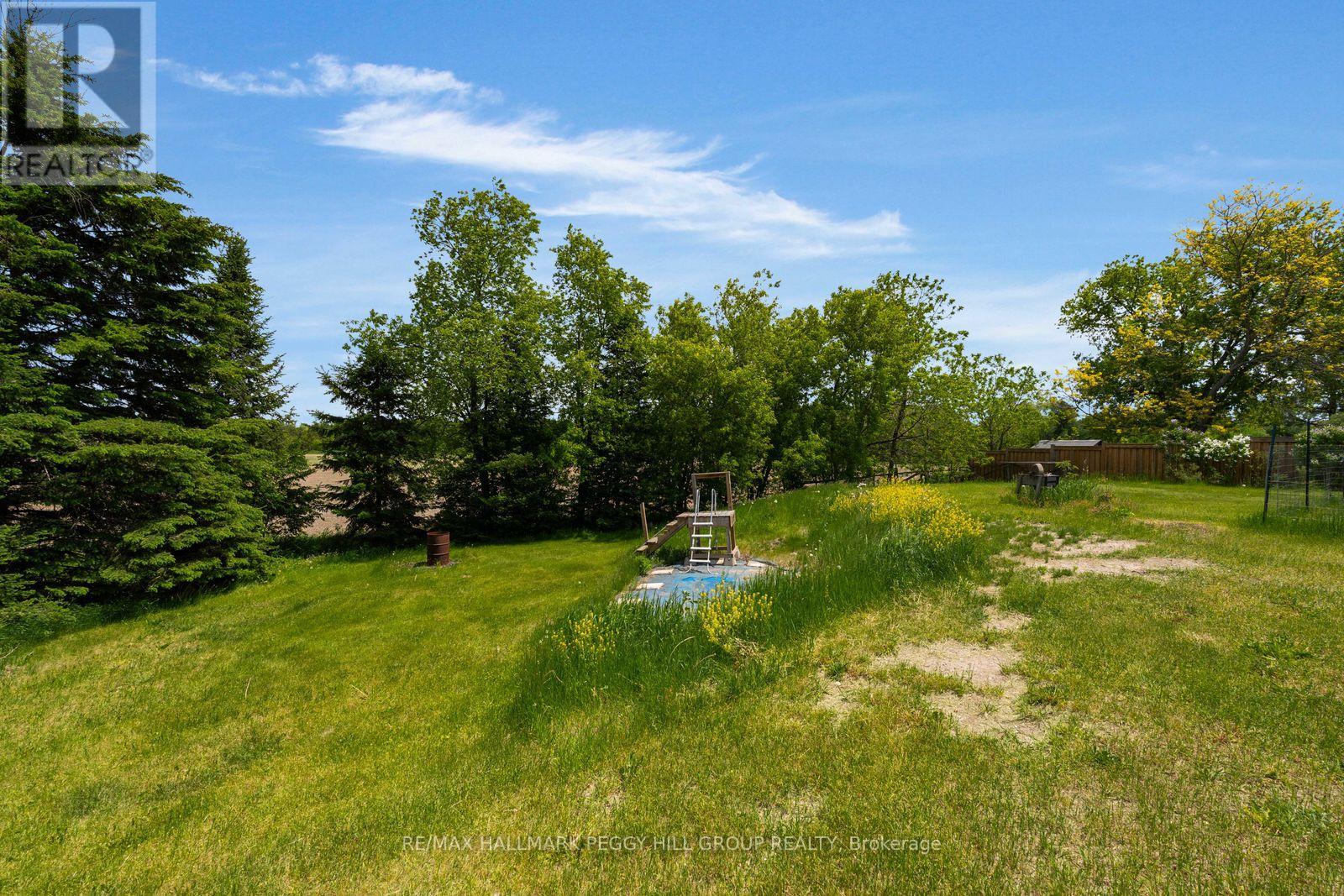Detached at 8709 9TH LINE, Essa