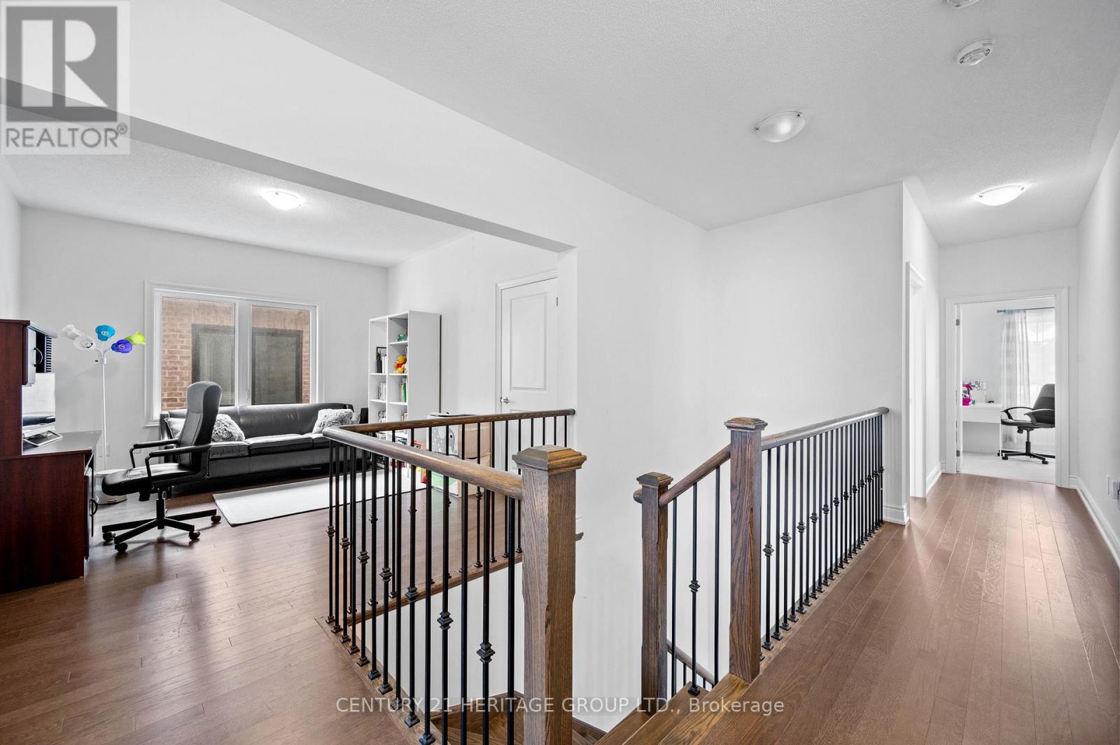 Detached at 51 HYDRANGEA HOLLOW, East Gwillimbury