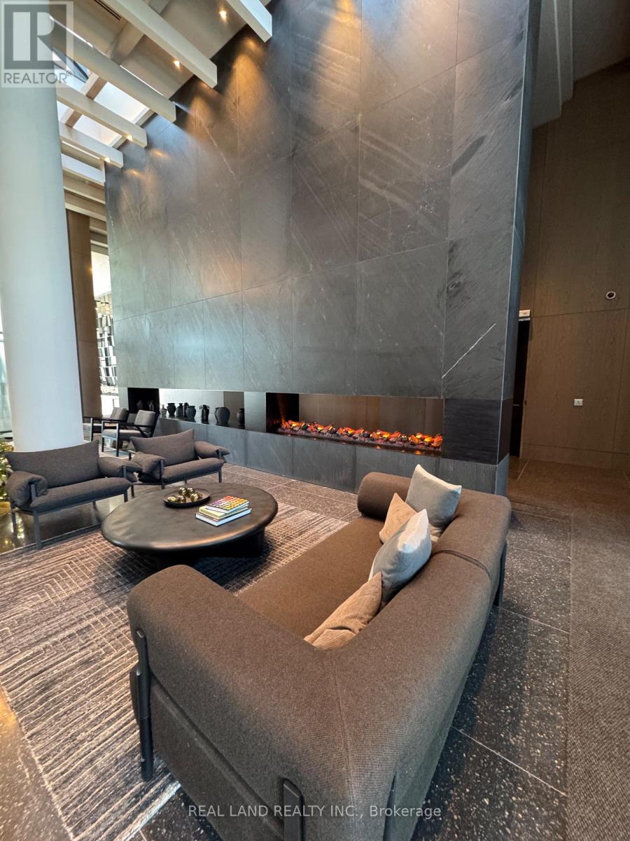 Apartment at 3603 - 8 INTERCHANGE WAY, Vaughan (Vaughan Corporate Centre)
