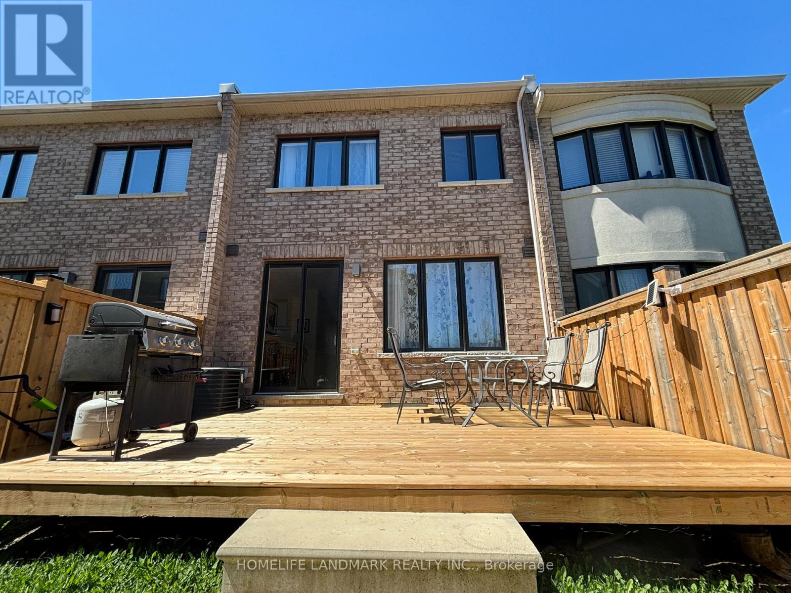 Townhouse at 11 KOHL STREET, Richmond Hill