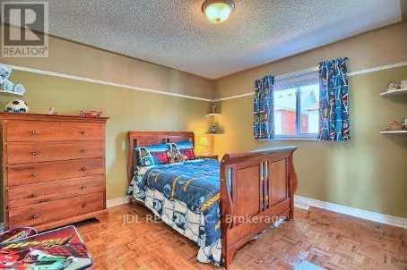 Semi-Detached/Link at 71 GAIL PARKS CRESCENT, Newmarket