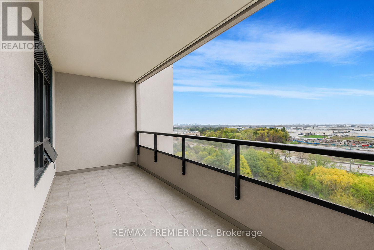 Apartment at 1106 - 9245 JANE STREET, Vaughan (Maple)