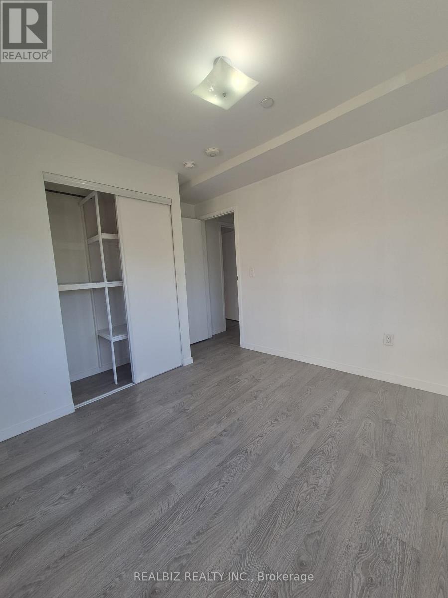 Townhouse at 77 - 400 ALEX GARDNER CIRCLE, Aurora