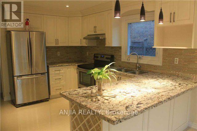 Detached at 51 TOPHAM CRESCENT, Richmond Hill