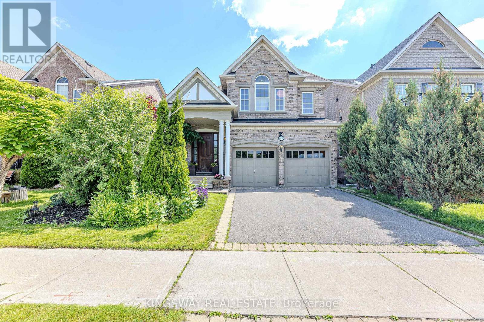 Detached at 651 VIA ROMANO BOULEVARD, Vaughan (Patterson)
