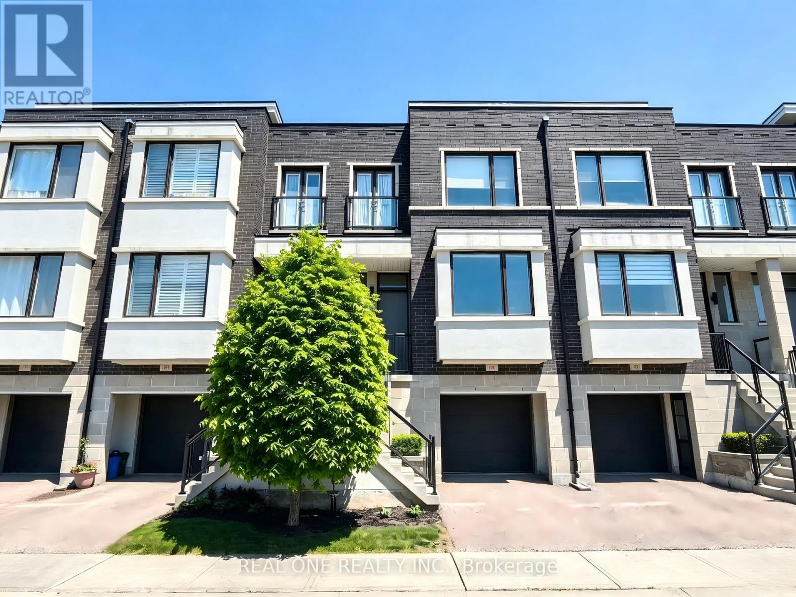 Townhouse at 89 GENUINE LANE, Richmond Hill (Doncrest)