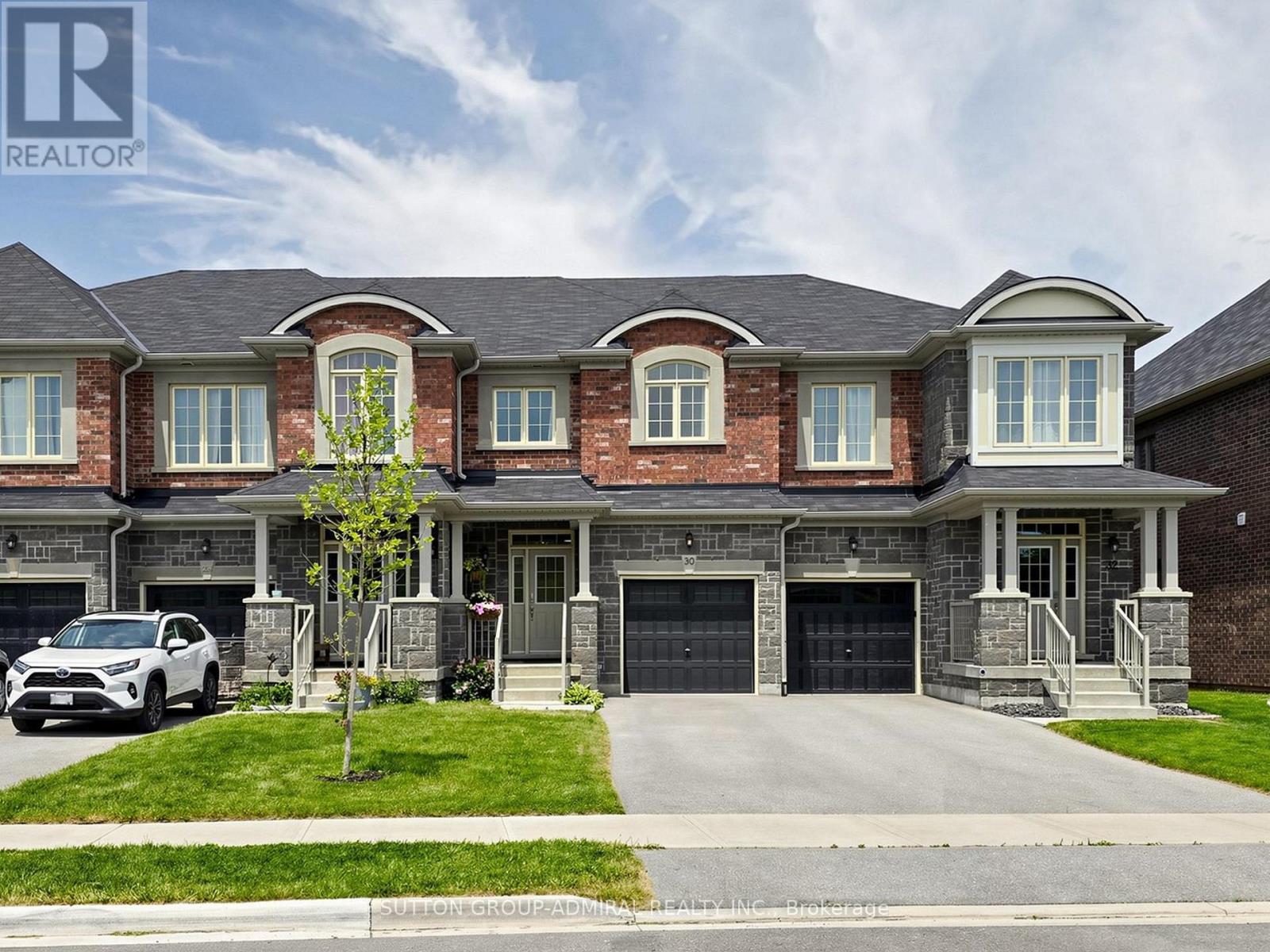 Townhouse at 30 CUPPLES FARM LANE, East Gwillimbury (Mt Albert)