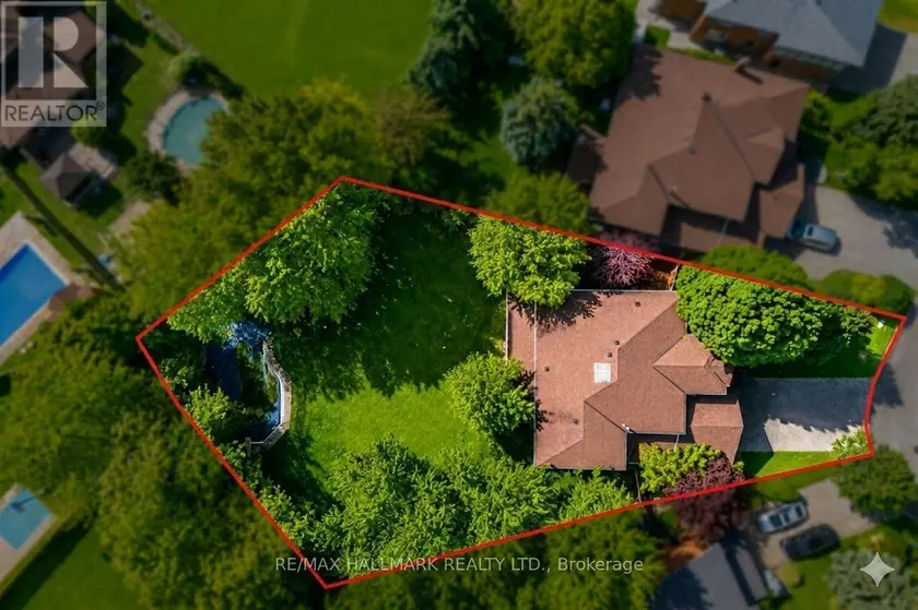 Detached at 69 KING'S CROSS AVENUE, Richmond Hill