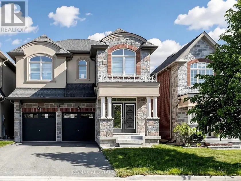 Detached at 29 MONDIAL CRESCENT, East Gwillimbury (Queensville)