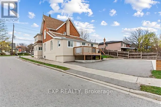 Detached at 79 BARRIE STREET E, Bradford West Gwillimbury (Bradford)
