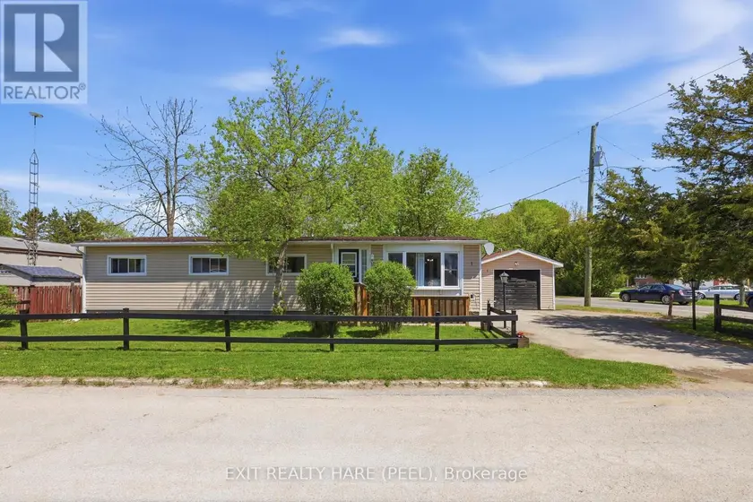Detached at 1 CENTRE PARK STREET, Essa