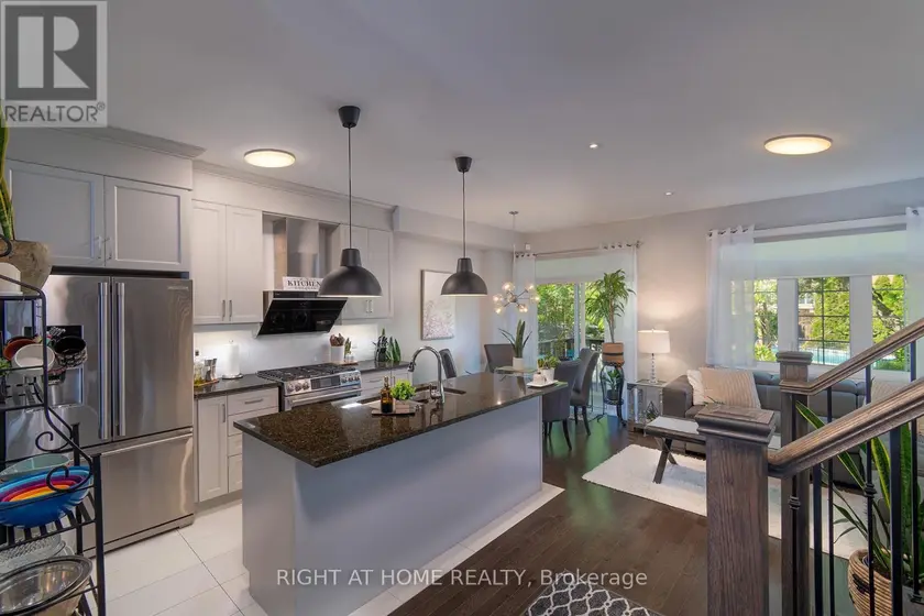 Townhouse at 2 QUEEN MARY COURT, Vaughan